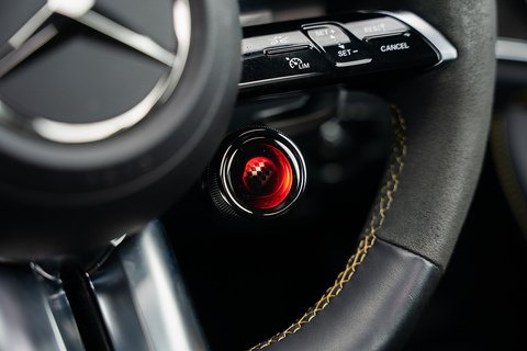 4.0 E63 V8 BiTurbo AMG S Final Edition Saloon 4dr Petrol SpdS MCT 4MATIC+ Euro 6 (s/s) (612 ps)