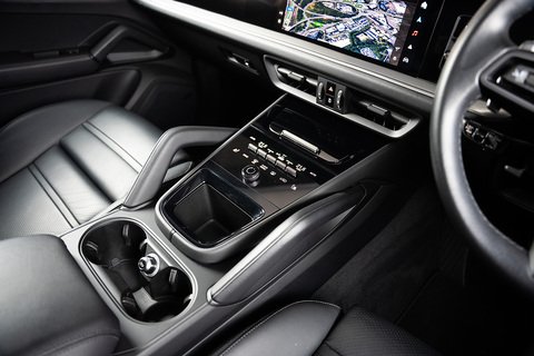 3.0 V6 E-Hybrid 25.9kWh Coupe 5dr Petrol Plug-in Hybrid TiptronicS 4WD Euro 6 (s/s) (470 ps)