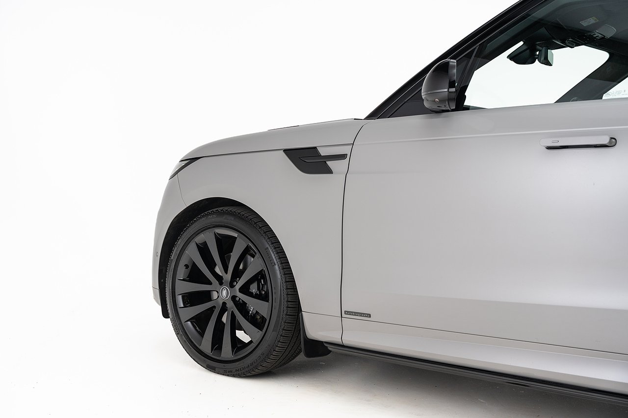 2025 Land Rover Range Rover Sport