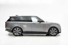Land Rover Range Rover D300 MHEV SE 