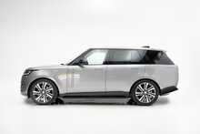 Land Rover Range Rover D300 MHEV SE 