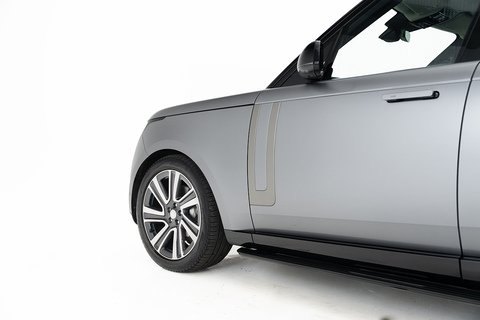 3.0 D300 MHEV SE SUV 5dr Diesel Auto 4WD Euro 6 (s/s) (300 ps)