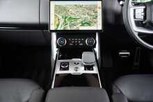 Land Rover Range Rover D300 MHEV SE 
