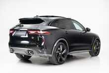 Jaguar F-PACE P550 V8 SVR 