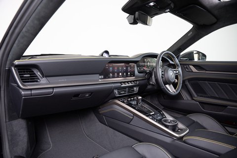 3.6 T-Hybrid 992 Turbo S Coupe 2dr Petrol Hybrid PDK 4WD Euro 6 (s/s) (711 ps)