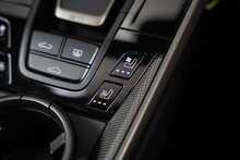 Porsche 911 T-Hybrid 992 Turbo S 