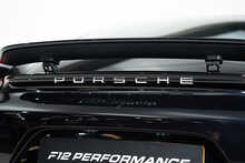 Porsche 718 Cayman T 