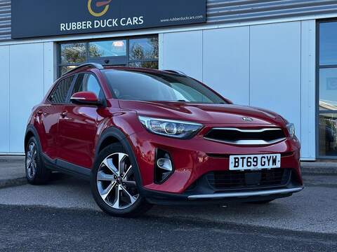 Kia Stonic 2.2 CRDi Blue Drive Premium SUV 5dr Diesel Manual 4WD Euro 6 (s/s) (7 Seat) (200 ps)