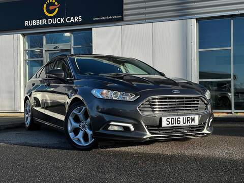 Ford Mondeo 1.25 Zetec Hatchback 5dr Petrol Manual Euro 5 (82 ps)