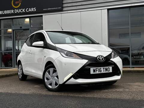 Toyota AYGO AYGO x-trend Hatchback 0 Manual Petrol
