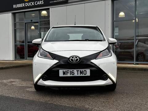 Toyota AYGO 1.0 VVT-i x-play Euro 6 5dr - U5549