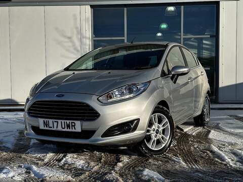 Ford Fiesta 1.25 Zetec Euro 6 5dr - U5581