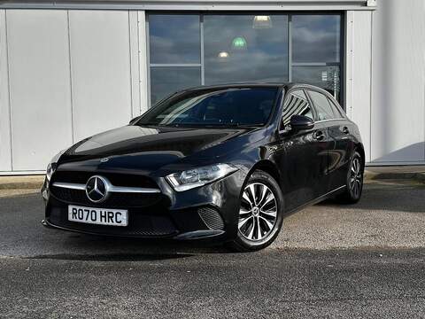 Mercedes-Benz A Class 1.5 A180d SE Hatchback 5dr Diesel 7G-DCT Euro 6 (s/s) (116 ps) - U5771