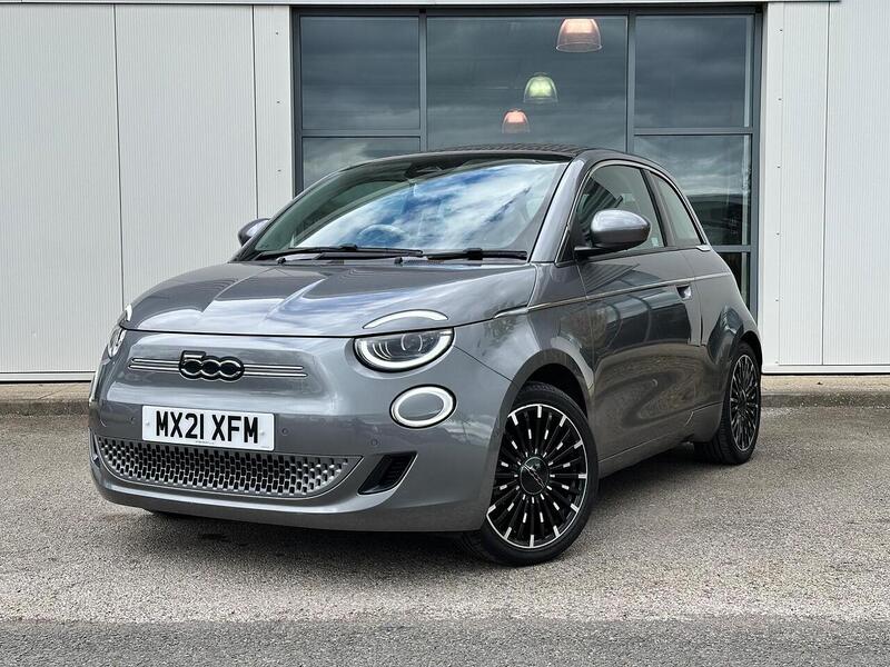 Fiat 500e C 42kWh La Prima Convertible 2dr Electric Auto (118 ps) - U6265