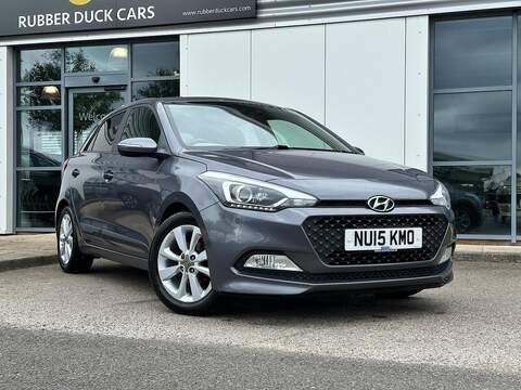 Hyundai i20 1.2 Premium Hatchback 5dr Petrol Manual Euro 5 (87 ps)