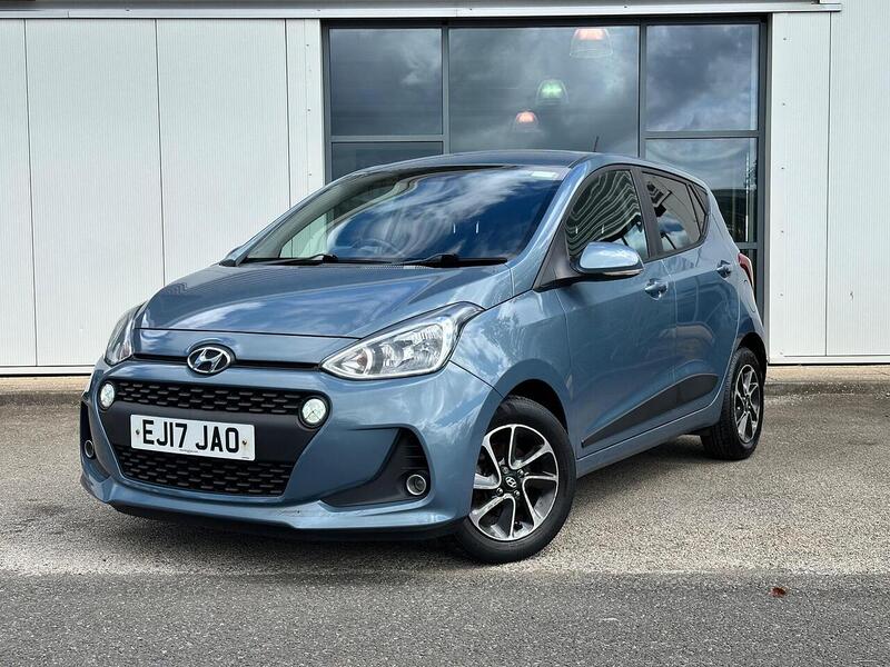 Hyundai i10 1.2 Premium Hatchback 5dr Petrol Manual Euro 6 (87 ps) - U6572