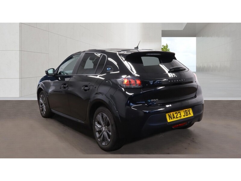 Peugeot E-208 50kWh Active Premium + Hatchback 5dr Electric Auto (7.4kW Charger) (136 ps) - U6580
