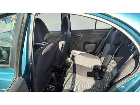 1.2 Acenta Hatchback 5dr Petrol Manual Euro 6 (80 ps)