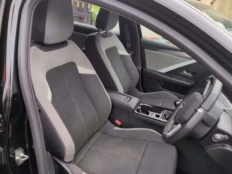 1.2 Turbo Design Hatchback 5dr Petrol Manual Euro 6 (s/s) (110 ps)