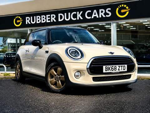 MINI Hatch Cooper SE 32.6kWh Level 1 Hatchback 3dr Electric Auto (184 ps)
