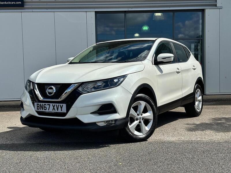 Nissan Qashqai 1.2 DIG-T Acenta Euro 6 (s/s) 5dr - U6655