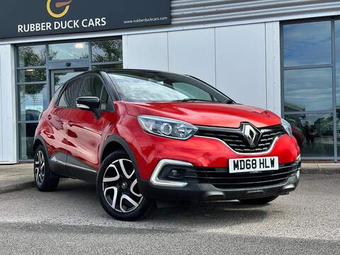 Renault Captur Captur Iconic SUV 0 Manual Petrol