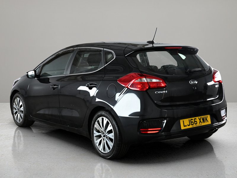 Kia Ceed 1.6 CRDi 3 Hatchback 5dr Diesel Manual Euro 6 (s/s) (134 bhp) - U6850