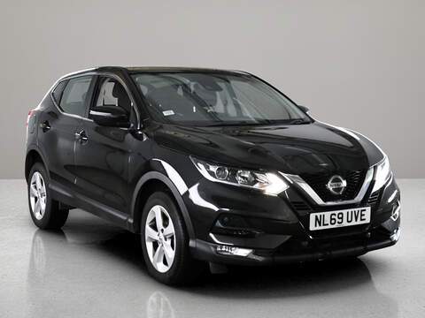 Nissan Qashqai 1.5 dCi N-Connecta SUV 5dr Diesel Manual 2WD Euro 6 (s/s) (110 ps)