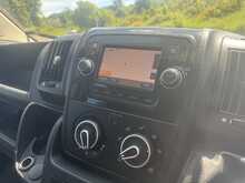 Peugeot Boxer BlueHDi 335 Professional