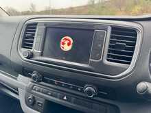 Vauxhall Vivaro Turbo D 2900 Sportive