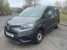 Toyota PROACE CITY BlueHDi Active 