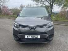 Toyota PROACE CITY BlueHDi Active 
