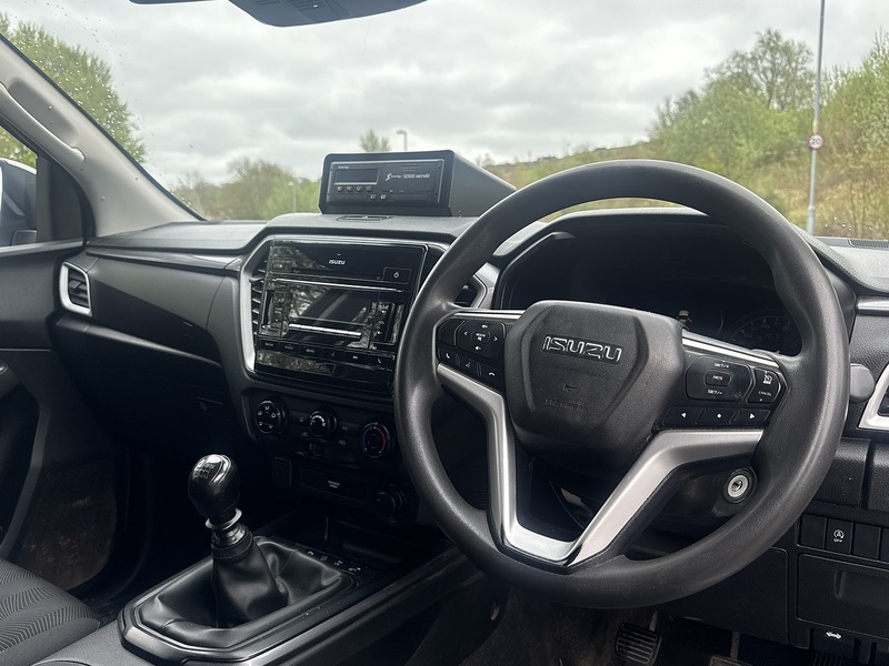 Isuzu 1.9 TD DL20 Pickup Double Cab 4dr Diesel Manual 4WD Euro 6 (s/s) (164 ps)