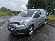 Toyota PROACE CITY BlueHDi Active