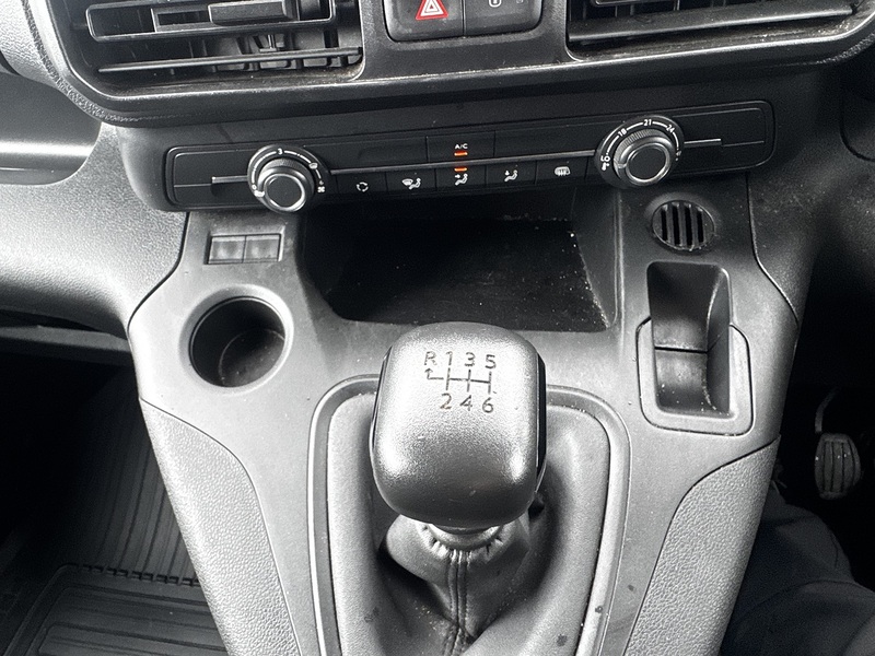 Toyota 1.5 BlueHDi Active Short Panel Van 5dr Diesel Manual SWB Euro 6 (s/s) (100 bhp)