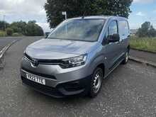 Toyota PROACE CITY BlueHDi Active
