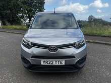 Toyota PROACE CITY BlueHDi Active
