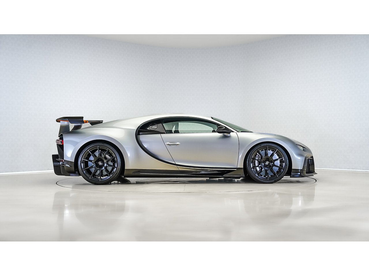 Bugatti Chiron Pur Sport 1 Of 60