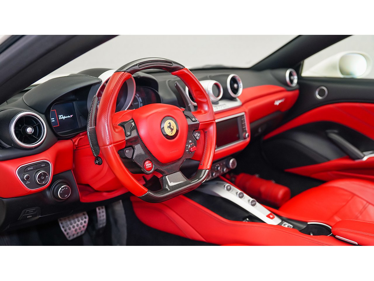 Ferrari California T