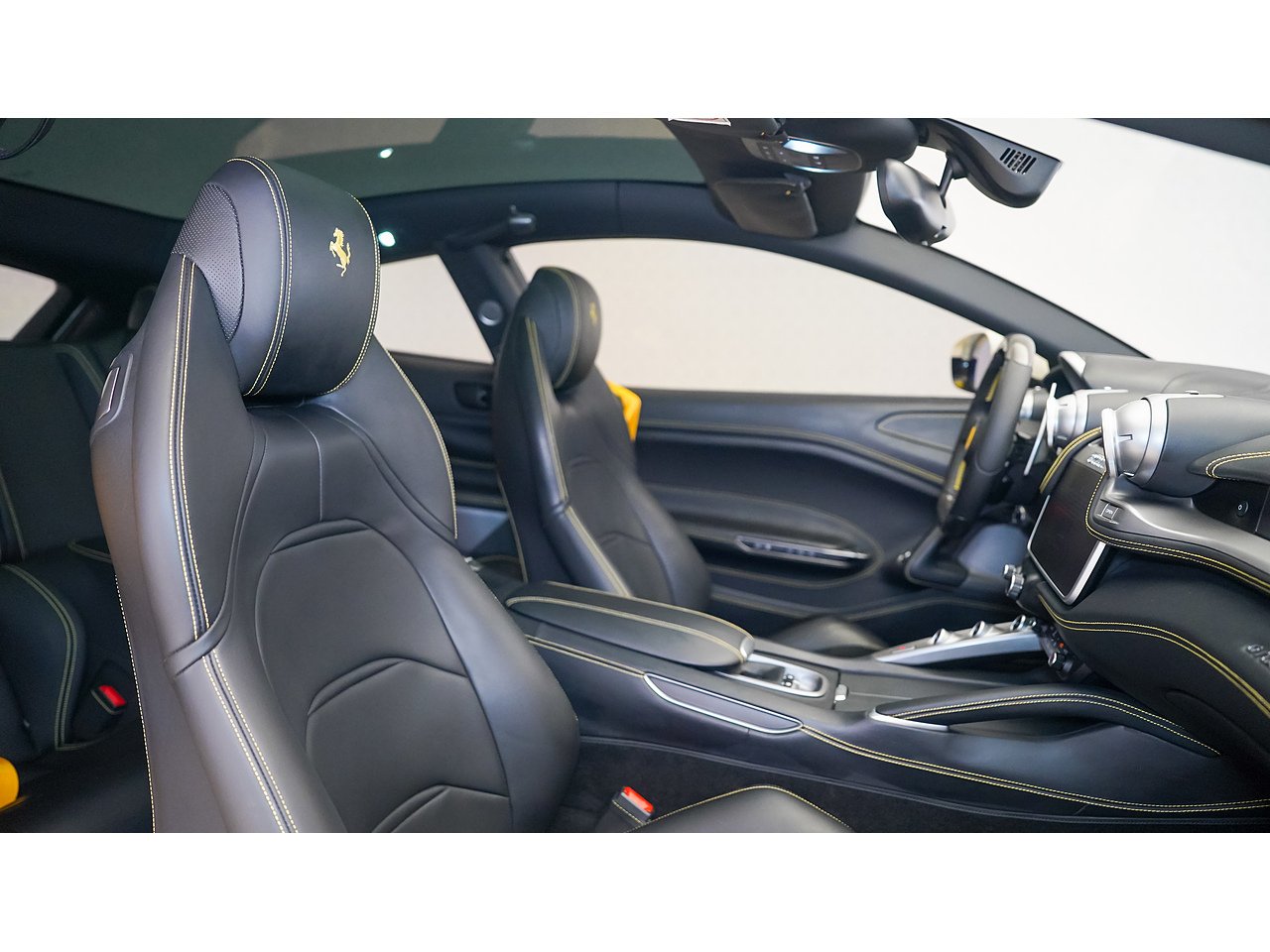 Ferrari GTC4 Lusso V12