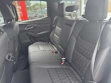 Isuzu D-Max V-CROSS D/C 