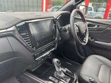 Isuzu D-Max V-CROSS D/C 
