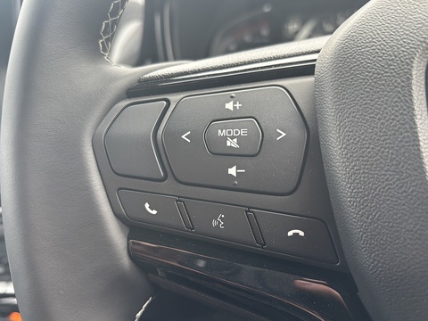 V-CROSS D/C 1.9 4dr Pickup AUTOMATIC DIESEL