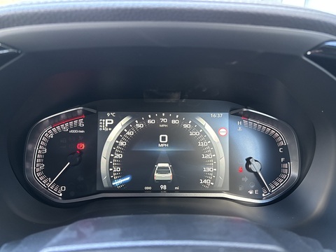 DL40 D/C 1.9 4dr Pickup AUTOMATIC DIESEL