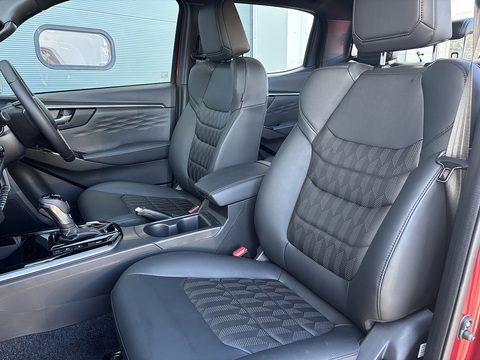 DL40 D/C 1.9 4dr Pickup AUTOMATIC DIESEL