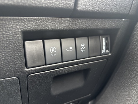 V-CROSS D/C 1.9 4dr Pickup AUTOMATIC DIESEL