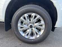 BRAND NEW ISUZU D-MAX 1.9 DL20 4X4 D-CAB MANUAL