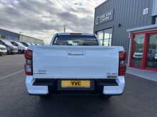 BRAND NEW ISUZU D-MAX 1.9 DL20 4X4 D-CAB MANUAL