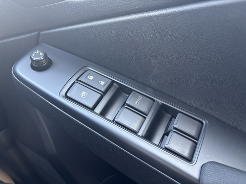 UTILITY D/C (DL) 1.9 4dr Pickup Manual Diesel