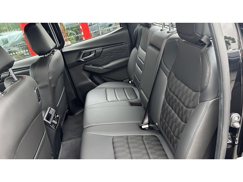Arctic Truck AT35 D/C 1.9 4dr PICKUP AUTOMATIC DIESEL